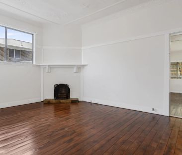 Unique Family Home In Ideal Location - Photo 1