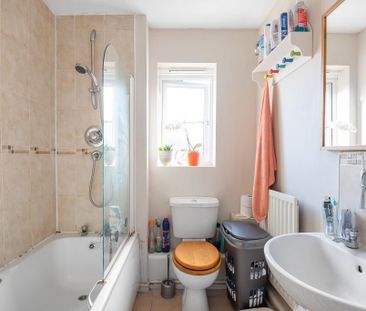 2 bedroom apartment to rent - Photo 4