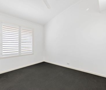 Bright Coastal Living in Prime Tewantin Location - Photo 4