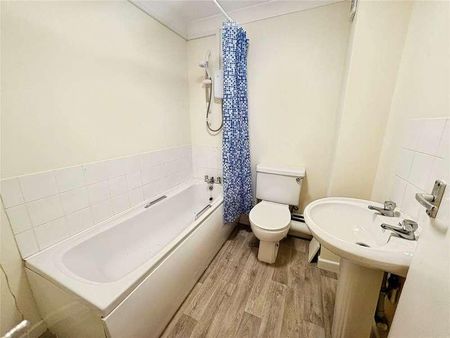 Slade Road, Ryde, Isle Of Wight, PO33 - Photo 3