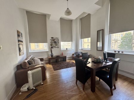 East Parade, Bradford - Photo 2