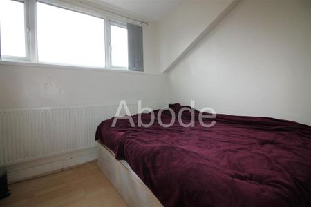 3 bedroom flat to rent - Photo 5