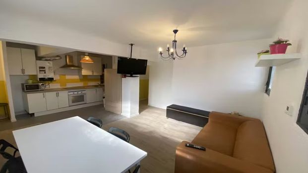 Calle de Hilario Sangrador, Madrid, Community of Madrid 28011 - Foto 1