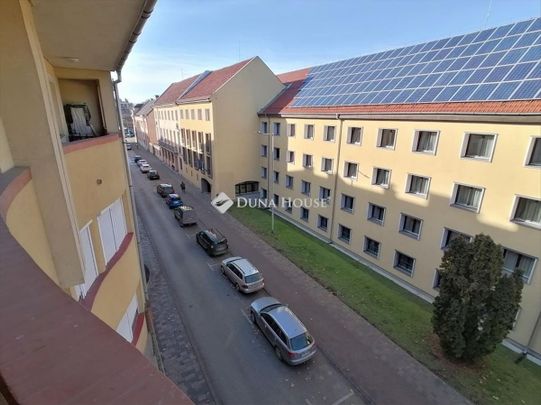 Kiadó jó állapotú lakás - Békéscsaba - Fotó 1