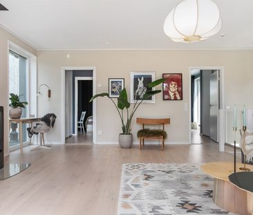 Ljuskärrsgränden, Saltsjöbaden - Photo 2