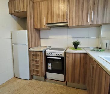 Carrer del General Llorens, Valencia, Valencian Community 46025 - Photo 2