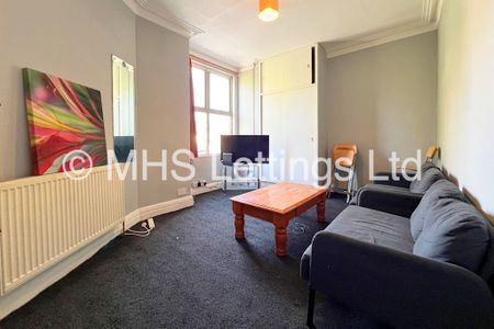 1 Bedroom Shared Flat for rent in Queens Road - Photo 2