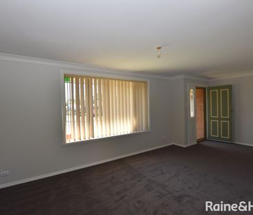 13 Alan Ridley Place, Orange, NSW 2800 - Photo 2