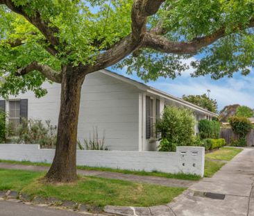 Quiet and Well Positioned Welcoming Unit in Balwyn North - Photo 2