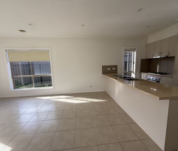 Family Home in Prime Location - Photo 5