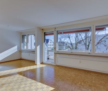 Modern living in a popular property - Photo 3