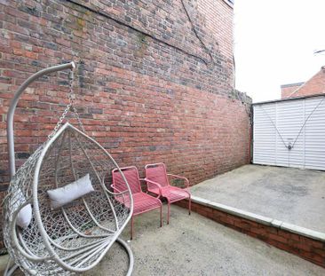 2 bedroom flat to rent - Photo 6