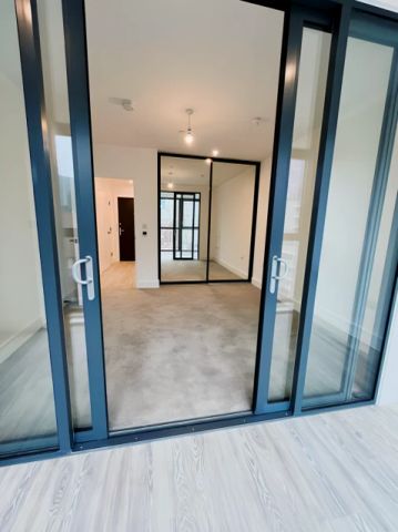 1 Bed 1 Bath - 7th floor - Photo 2