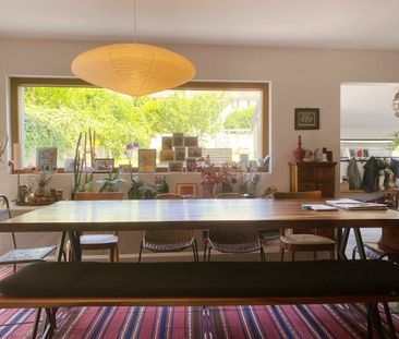 Exceptional architect-designed house fully furnished with garden an... - Foto 2