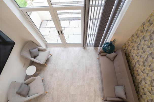 5 bedroom terraced house to rent - Photo 1