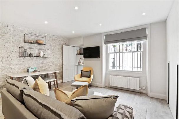 Studio to rent - Photo 1