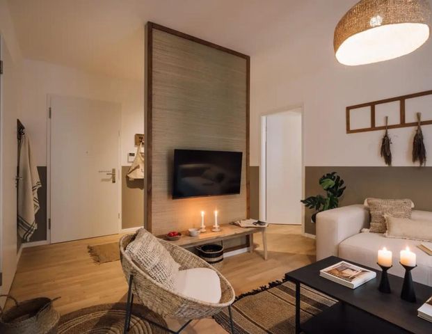 2 Zimmer möblierte und neurenovierte Mietwohnung in Berlin-Friedrichshain!! - Photo 1