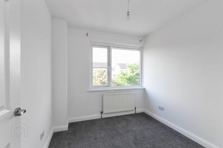 33 Westmount Avenue, Carrickfergus, BT38 8DQ - Photo 5