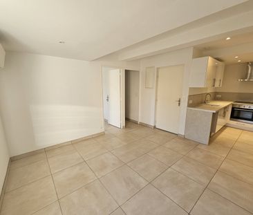 Location Appartement 2 pièces 34m² BANDOL 83150 - Photo 2