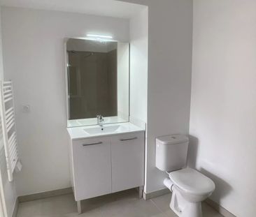 Location Appartement 1 pièce 28m² AURIOL 13390 - Photo 2