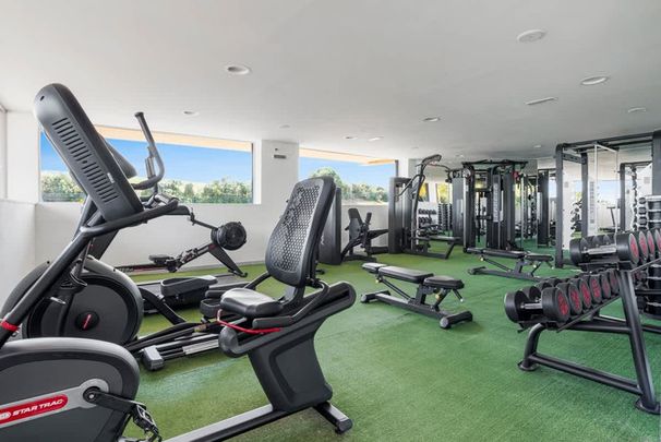 Urbanizacion Alcazaba Lagoon - Photo 1