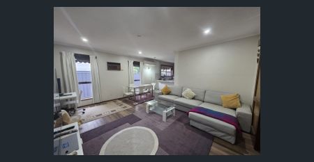 Stylish 2 bedroom unit opposite GV Health - Photo 3