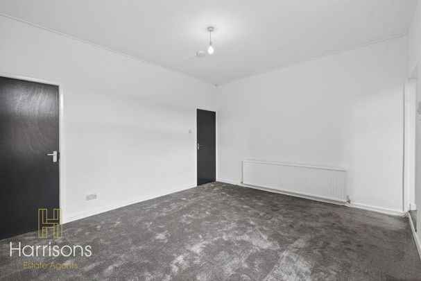 4 bedroom terraced house to rent - Photo 1
