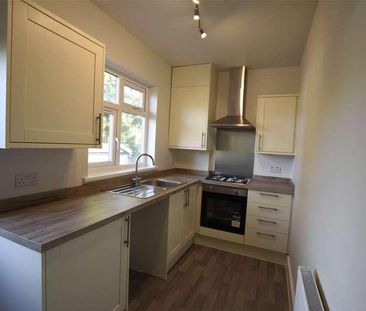 Arundel Road, Harold Wood, Romford, Essex, RM3 - Photo 4