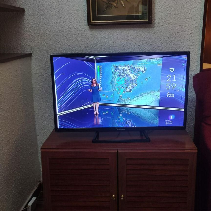 Piso de alquiler en Carrer de Cristòfor Colom, 33, Eixample - Photo 1