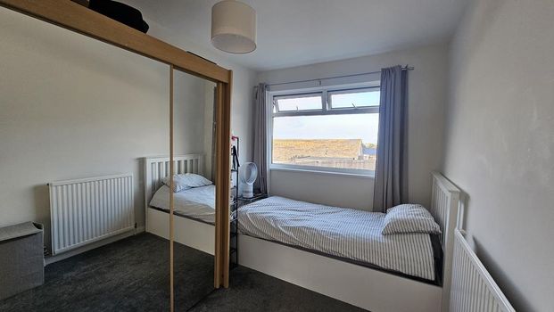 2 bedroom bungalow to rent - Photo 1