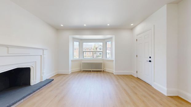 For Lease - 1214 Avenue Road Unit# 1, Toronto, Ontario - Photo 1