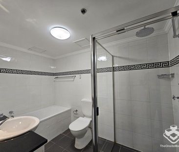 Spacious 2 bedroom 2 bathroom apartment in Chatswood CBD - Photo 6