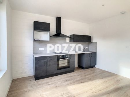 Appartement RENOVE Saint Hilaire Du Harcouet 2 pièce(s) 44.16 m2 - Photo 3