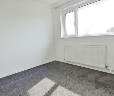 The Pallant, Goring-by-sea, Worthing, West Sussex, BN12 - Photo 3