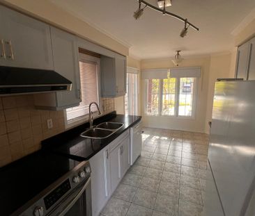 For Lease - 641 Walpole Crescent Unit# Main & 2nd, Newmarket, Ontario - Photo 6