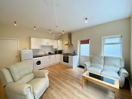 1 bedroom flat to rent - Photo 5