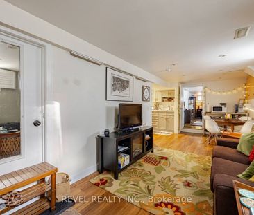 For Lease - 16 A Denison BSMT Avenue, Toronto, Ontario - Photo 2