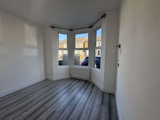 5 bedroom terraced house to rent - Photo 1