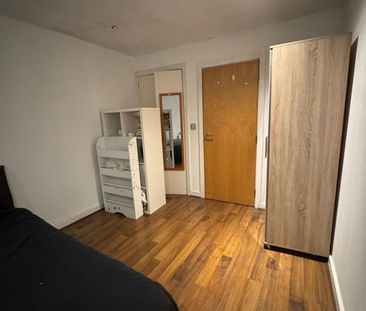 Room in a Shared Flat, Welland Street, SE10 - Photo 6