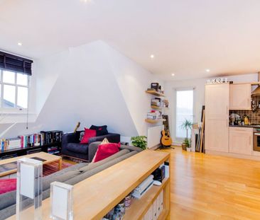 1 Bed Flat, Streatham High Road, SW16 - Photo 2