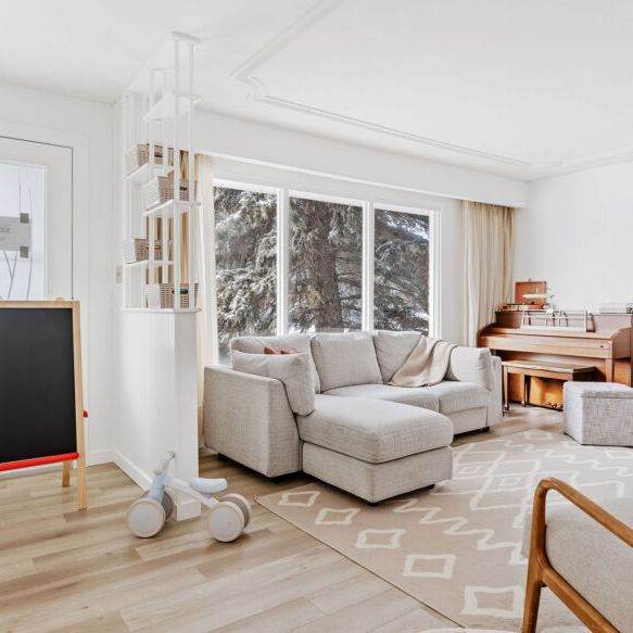 7 Oak Crescent Upper, Steinbach, MB - Photo 1