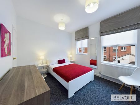 2 bedroom terraced house to rent - Photo 2