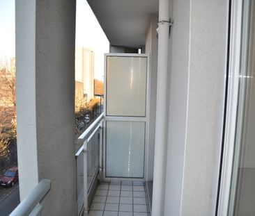 Location Appartement 1 pièce 23m² - Photo 3