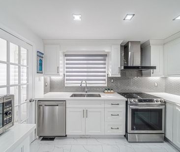 For Lease - 157 Orchard Heights Boulevard, Aurora, Ontario - Photo 1