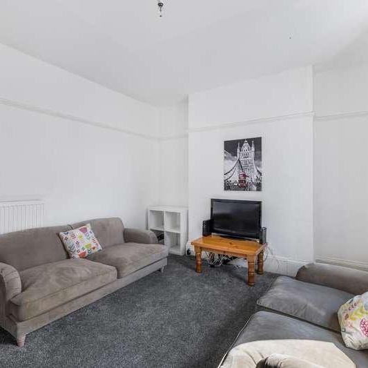 Amity Place, North Hill, Plymouth, PL4 - Photo 1