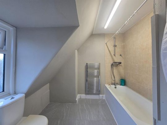 1 Bed Flat, Beulah Road, CR7 - Photo 1