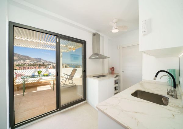 PRECIOSO ESTUDIO CON AMPLIA TERRAZA EN LOS BOLICHES