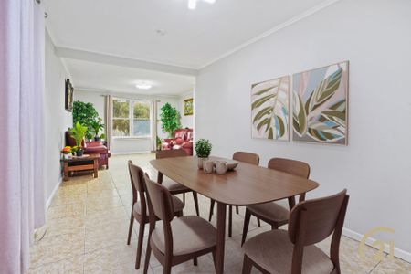 Beautifully Designed&comma; Four Bedroom Family Home&excl; - Photo 2