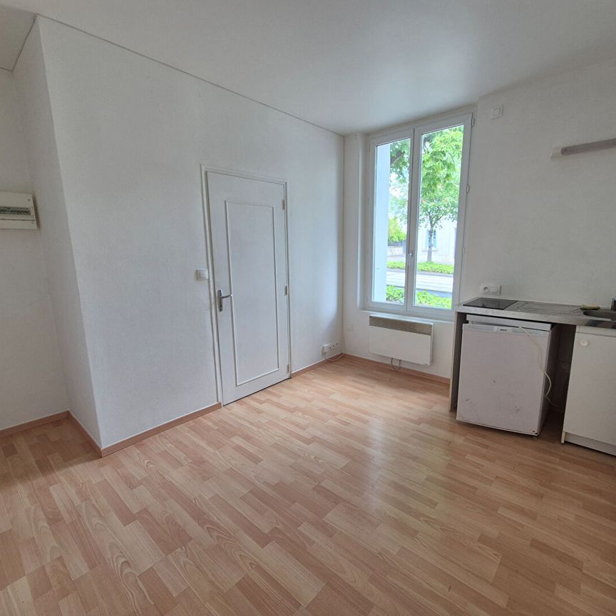 Location Appartement 1 pièce 15m² TOURS 37100 - Photo 1