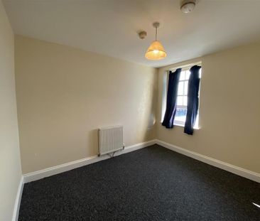 House share to rent - Photo 1